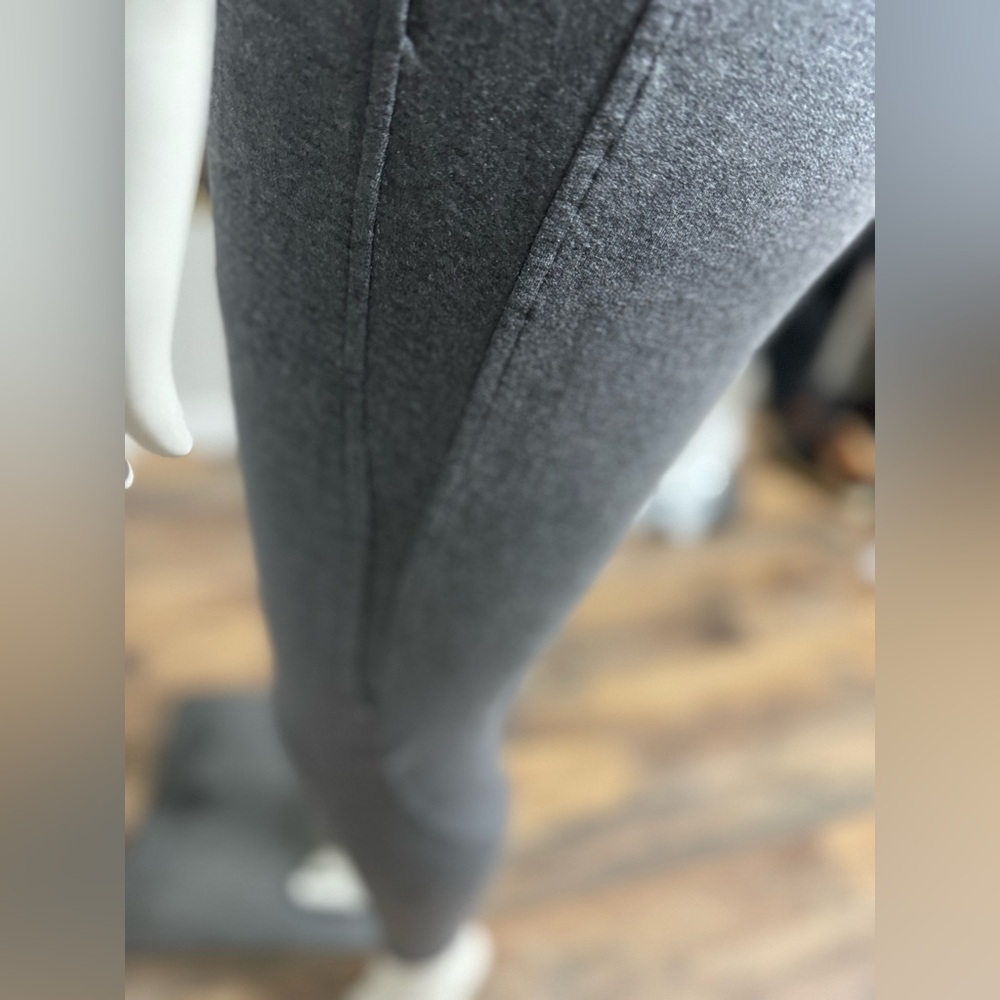 All in Motion Gray Relaxed Fit Athletic Joggers Size L NWT - Picture 15 of 16
